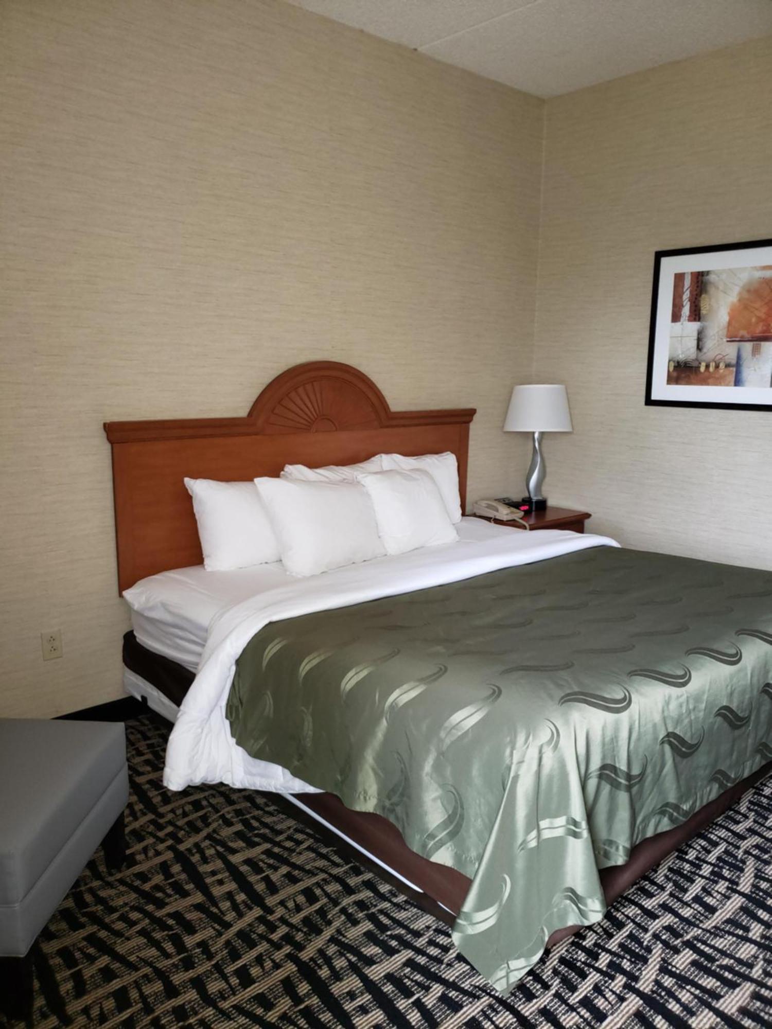 Quality Inn & Suites Mansfield Rom bilde